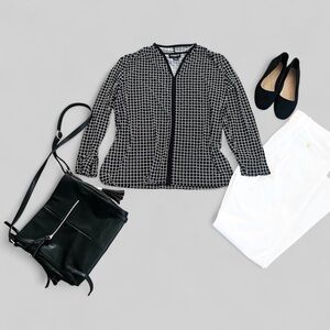 Liz Claiborne Career Black and White Blouse Size XXL